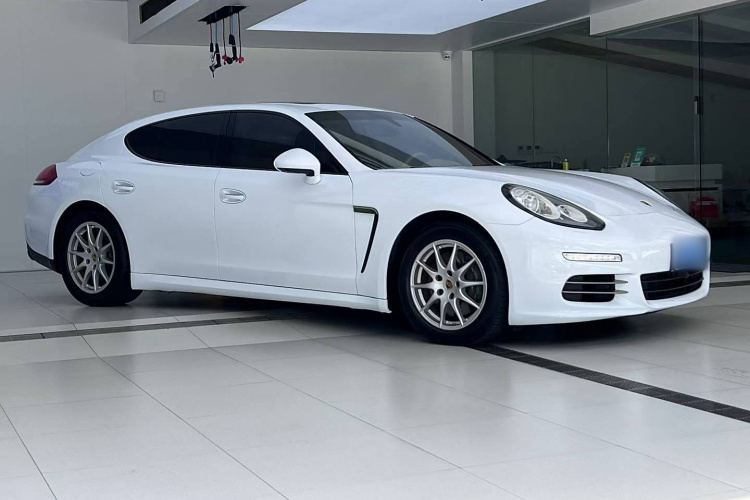 保时捷 2014款 Panamera 4 3.0T车身外观6002