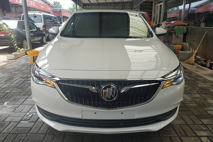 别克 英朗 2021款 改款 1.3T 自动轻混动精英型车身外观2