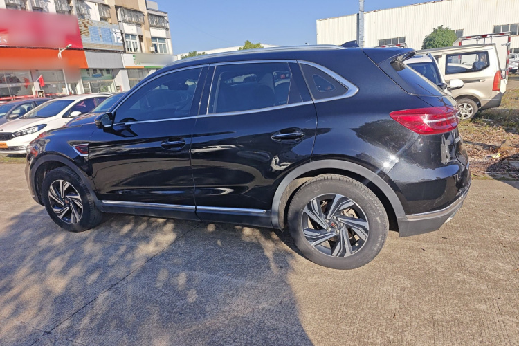 红旗HS5 2022款 2.0T 智联旗享版车身外观6003