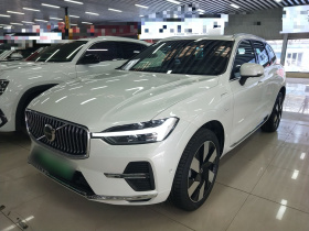 沃尔沃XC60新能源 2025款 插电式混动 长续航四驱智雅豪华版