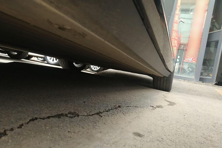 小鹏P7+ 2024款 长续航 Max机舱底盘30