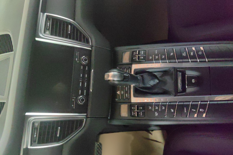 保时捷 2017款  Macan 2.0T局部细节9001