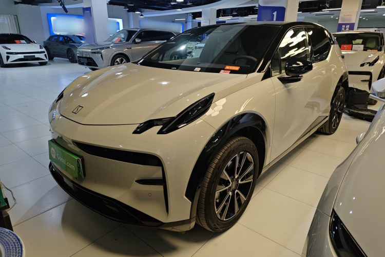 极氪X 2025款 四座后驱魔方版车身外观1