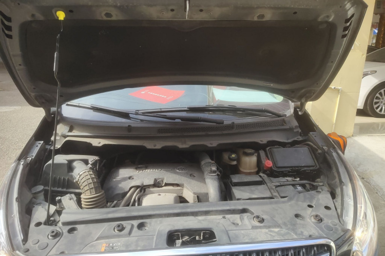 别克GL8 2018款 28T 舒适型 国VI机舱底盘24