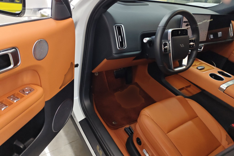 理想汽车 理想L6 2024款 Pro中控内饰20