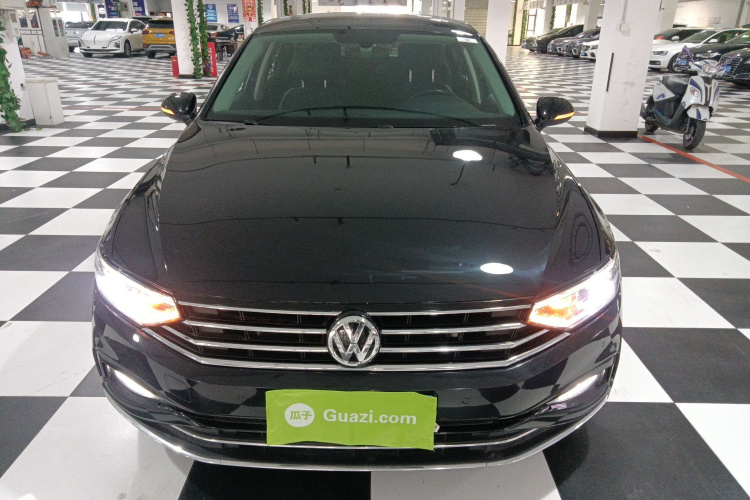 大众 迈腾 2020款 330TSI DSG 豪华型车身外观2