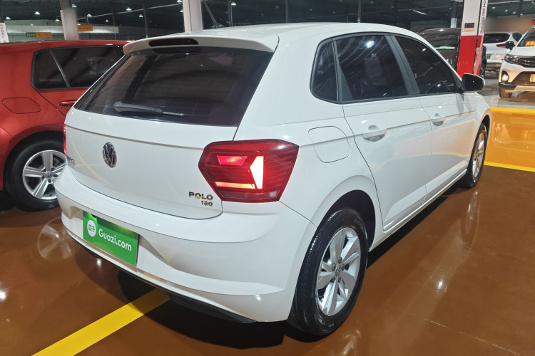 大众 Polo 2019款 Plus 1.5L 自动全景乐享版车身外观7