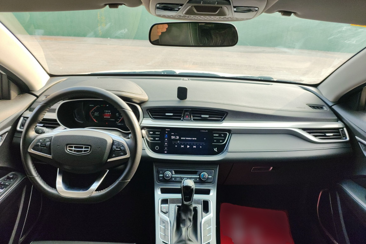 吉利汽车 帝豪 2020款 1.5L CVT向上版中控内饰7002