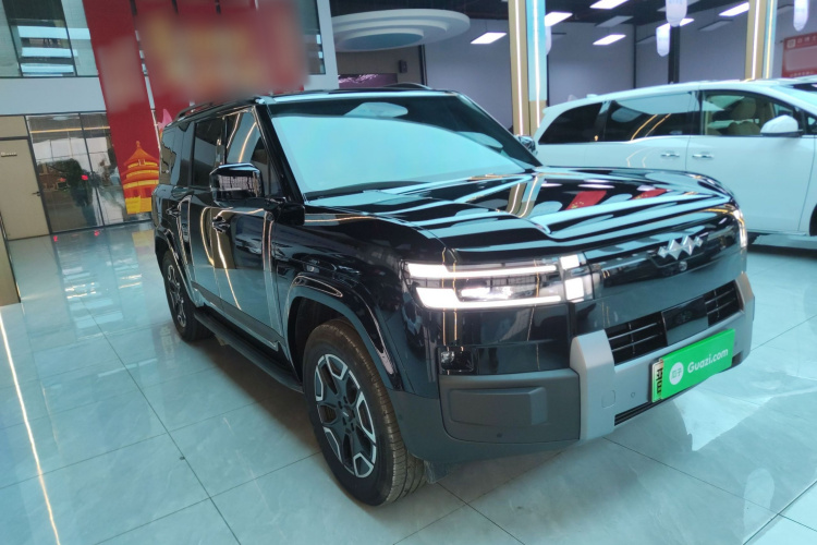 方程豹 钛7 2025款 200KM两驱Max版车身外观3