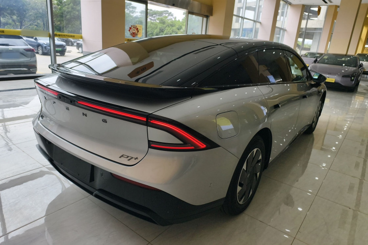 小鹏P7+ 2024款 长续航 Max车身外观7