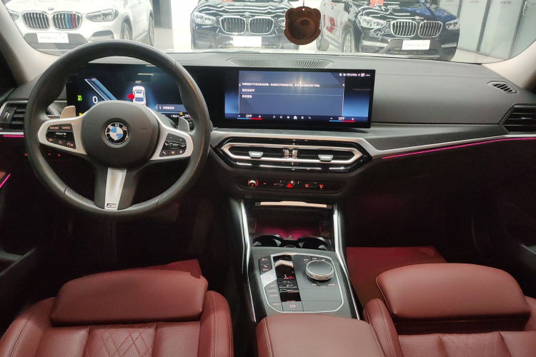 宝马3系 2024款 325i M运动套装中控内饰12