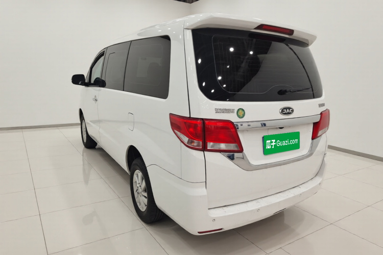 江淮瑞风 瑞风M4 2016款 2.0L 手动豪华智能型车身外观5