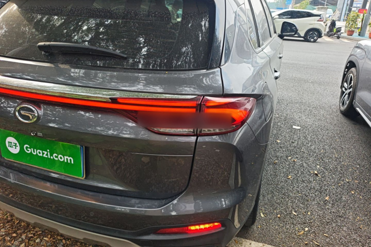 广汽传祺 传祺GS5 2021款 进阶款 270T 科技智领版车身外观6006