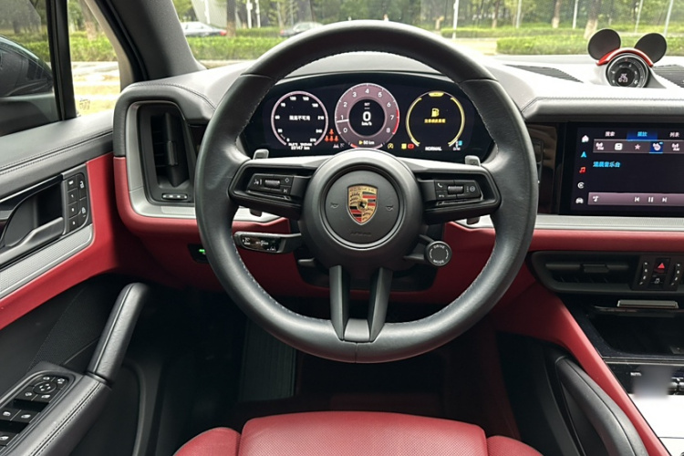 保时捷 2024款 Cayenne 3.0T中控内饰7009