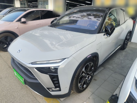 蔚来ES8 2020款 415KM 签名版 六座版