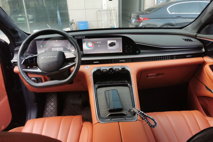 星途凌云 2025款 300T 两驱星耀版中控内饰12