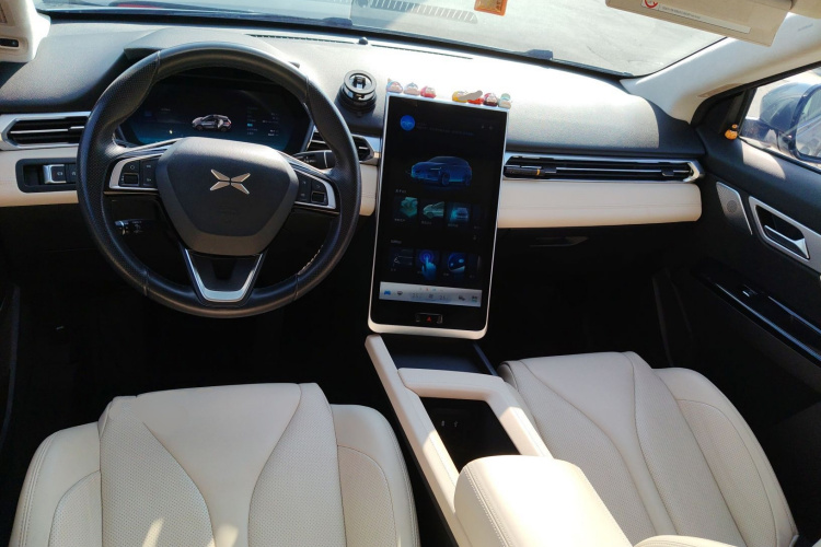 小鹏G3 2019款 尊享版中控内饰12