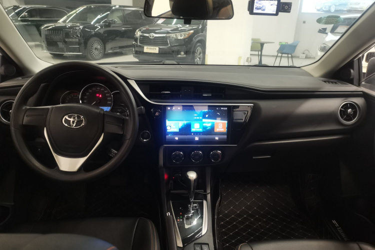 丰田 卡罗拉 2018款 1.2T S-CVT GL智享版中控内饰12