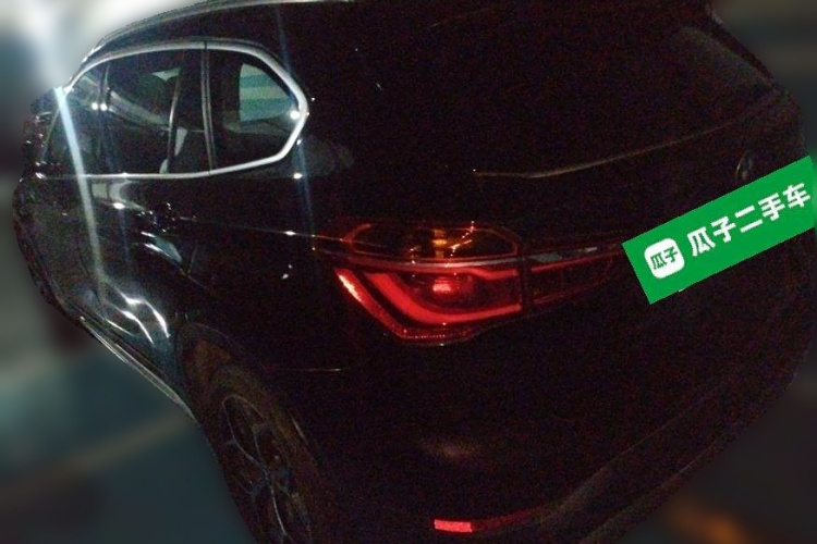 宝马X1 2018款 sDrive18Li 尊享型车身外观5