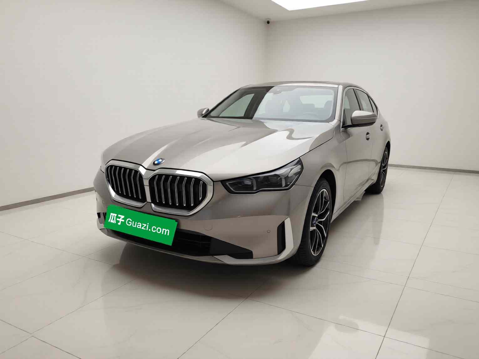 宝马5系 2024款 530Li 领先型 豪华套装(2)