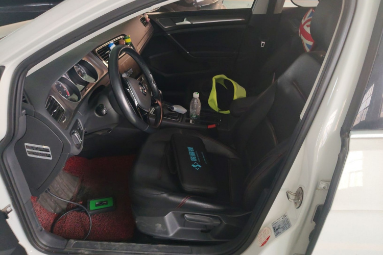 大众 高尔夫 2016款 1.6L 自动舒适型局部细节19