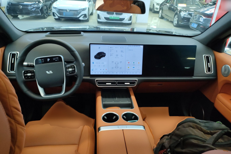 理想汽车 理想L6 2024款 Pro中控内饰12