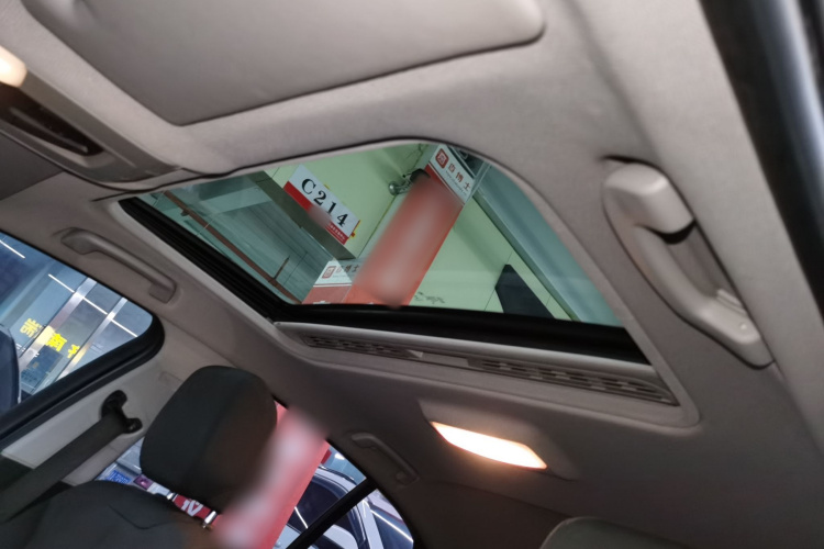 宝马1系(进口) 2013款 改款 116i 领先型局部细节22