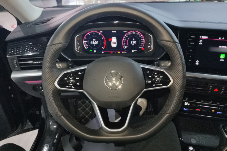 大众 帕萨特 2023款 380TSI 豪华版中控内饰13