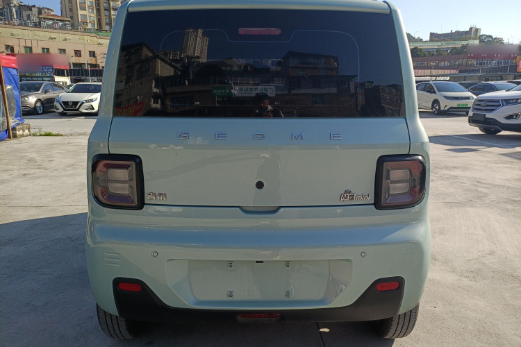 吉利银河 2023款 熊猫mini 200km 耐力熊车身外观6