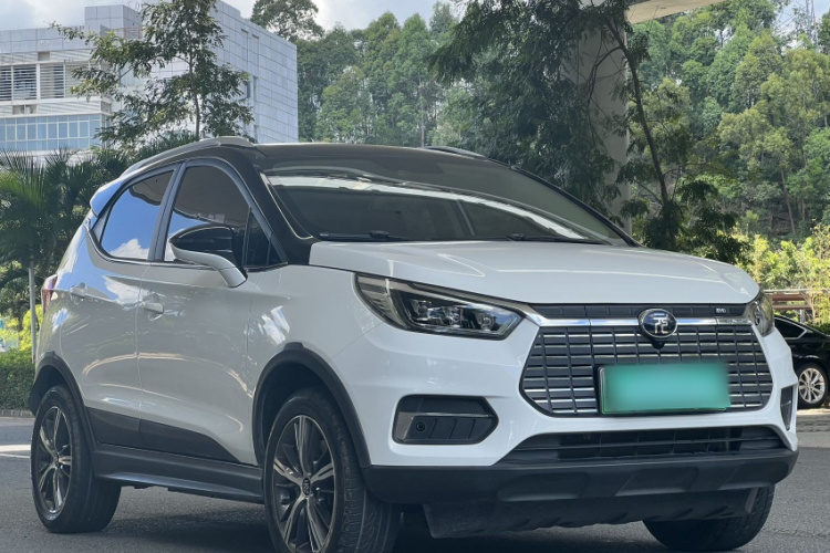 比亚迪 元新能源 2019款 EV535 高能领航版车身外观6004