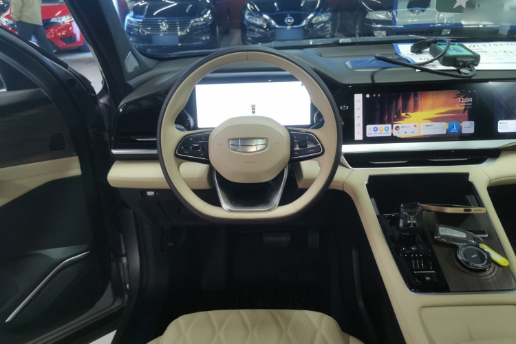 吉利汽车 星越L 2025款 东方曜 2.0TD 自动揽星版中控内饰13