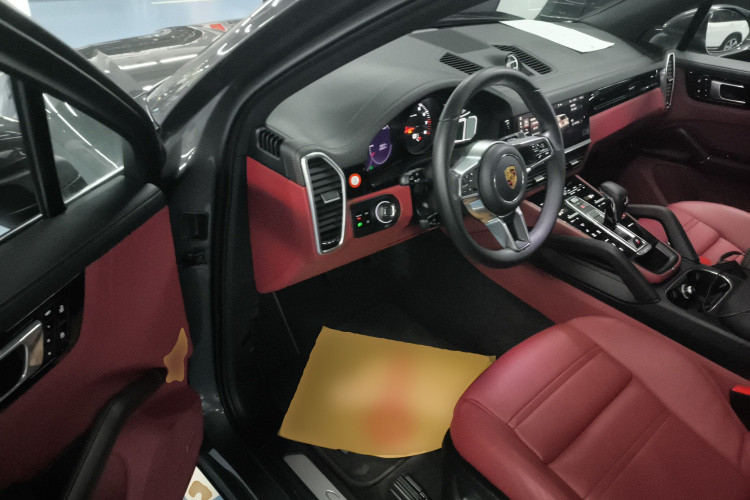 保时捷 2019款 Cayenne 3.0T中控内饰7003