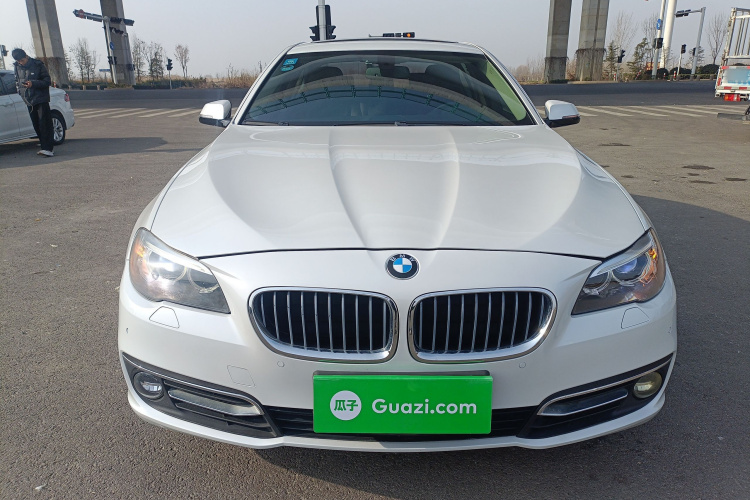 宝马5系 2014款 525Li 豪华设计套装车身外观6001
