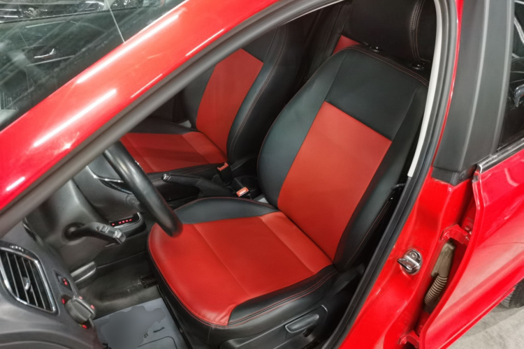 大众 Polo 2016款 1.6L 自动舒适型局部细节19