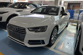 奥迪A4L 2018款 30周年年型 45 TFSI quattro 个性运动版