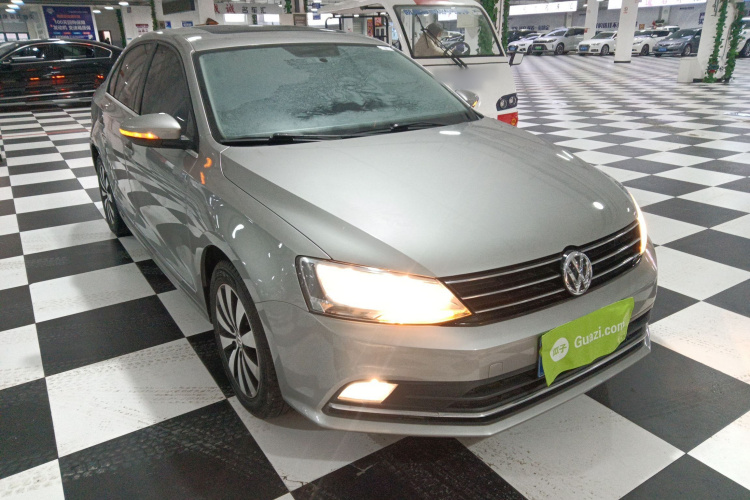 大众 速腾 2017款 1.6L 自动舒适型车身外观3