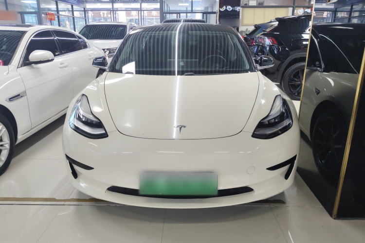 特斯拉 Model 3 2020款 标准续航后驱升级版车身外观2
