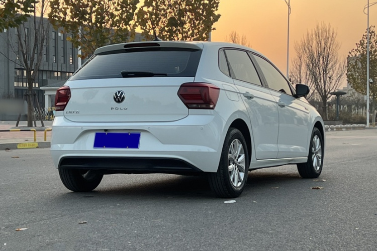大众 Polo 2023款  Plus 1.5L 自动炫彩科技版车身外观6008