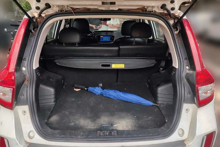 吉利汽车 远景X6 2016款 1.3T CVT豪华型局部细节23