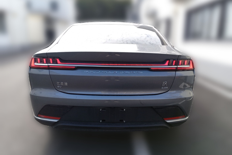比亚迪 汉 2020款 EV 四驱高性能版旗舰型车身外观6