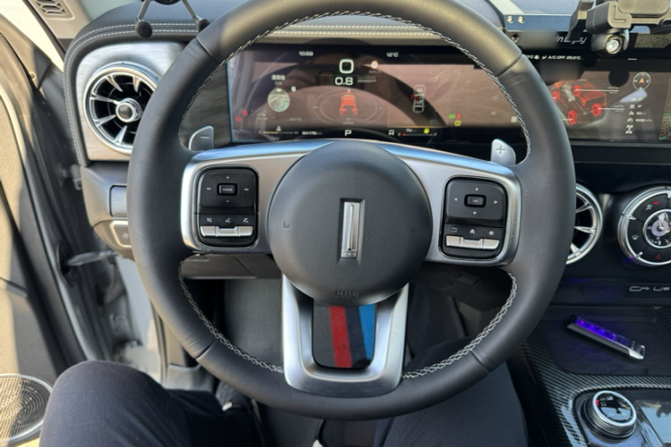 坦克300 2021款 越野版 2.0T 挑战者局部细节13