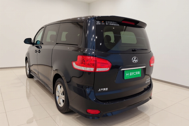 上汽大通MAXUS 大通G10 2018款 PLUS 2.4L 手动精英版车身外观5