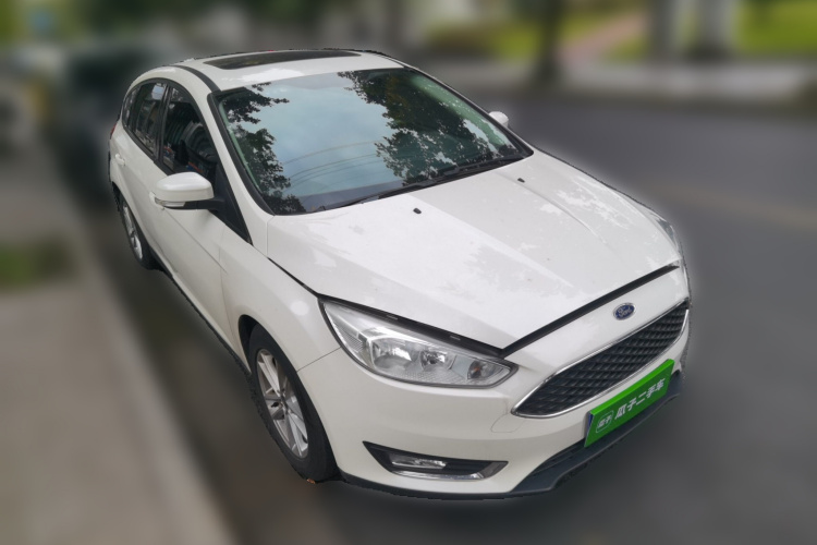 福特 福克斯 2015款 两厢 EcoBoost 125 自动超能风尚型车身外观6002