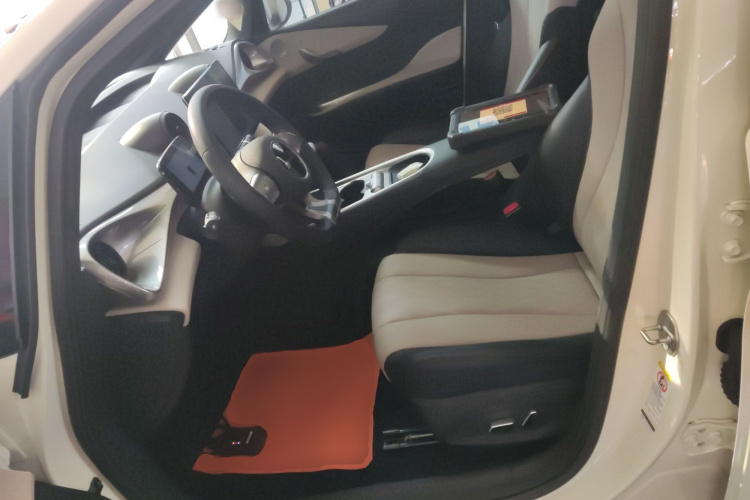 比亚迪 海豚 2023款 420km 时尚版局部细节19