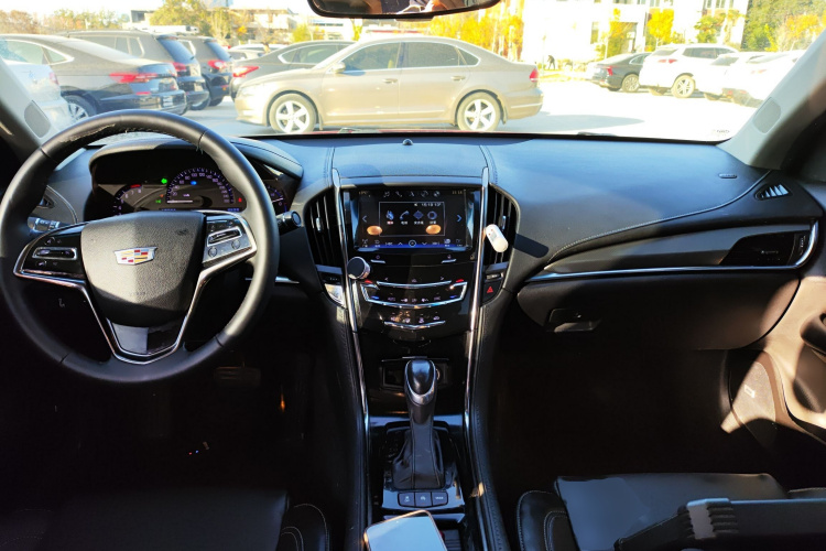 凯迪拉克ATS-L 2016款 28T 技术型中控内饰12
