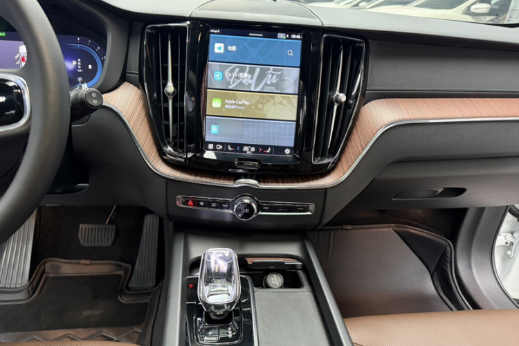 沃尔沃XC60 2024款 B5 四驱智远豪华版中控内饰7003