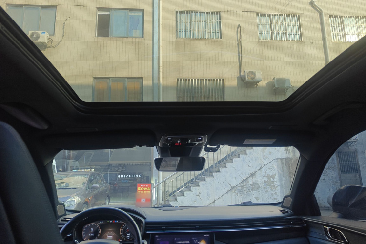 领克01 2021款 2.0TD 四驱暗夜版局部细节22