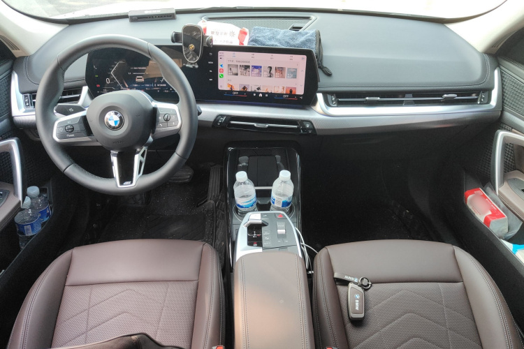 宝马X1 2024款 sDrive25Li M运动套装中控内饰12