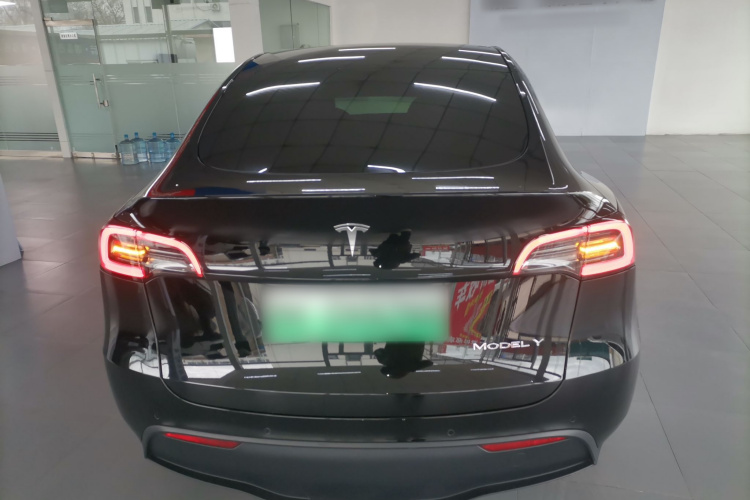 特斯拉 Model Y 2022款 改款 后轮驱动版车身外观6004