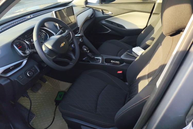 雪佛兰 沃兰多 2018款 530T 自动劲享版（5+2款） 国V局部细节19